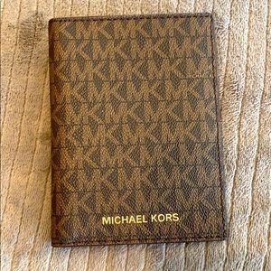 Michael Kors Wallet.